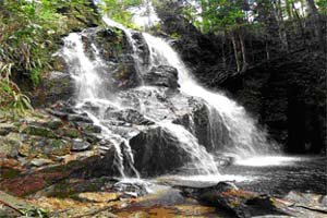 Guruh Gemurai Waterfall