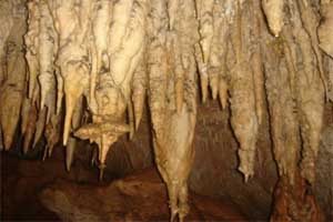 Lakasa Cave