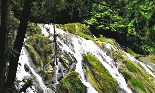 Pulacan Waterfall
